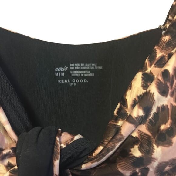 Leopard Print Women's Swimwear - Picture 9 of 12